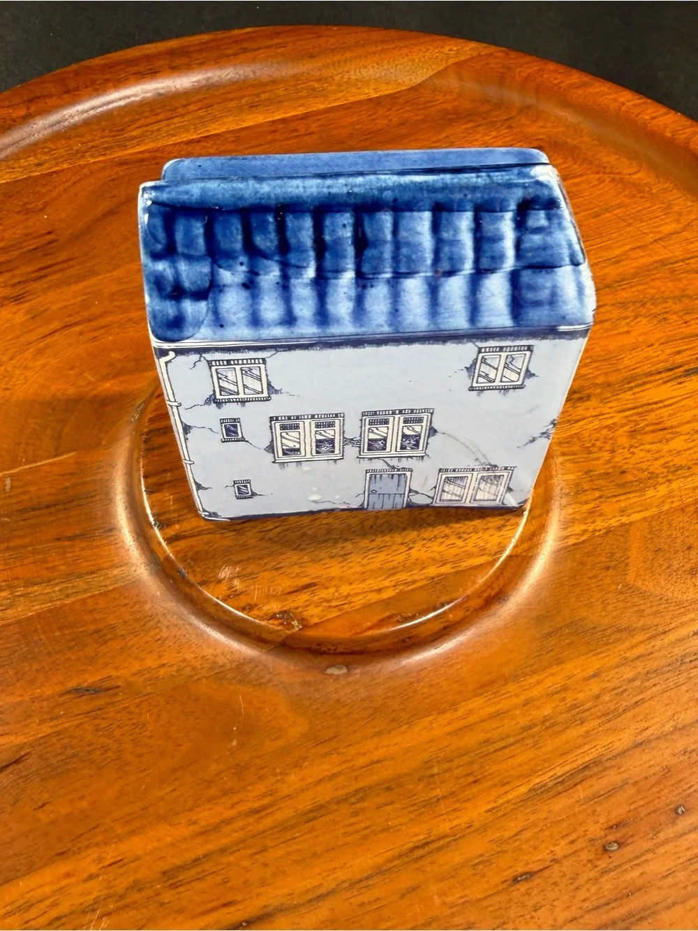 Blue and white Delft Ceramic House Decorative Figurine